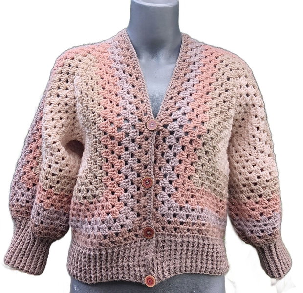 Cardigan croșetat cu mâneci 3/4