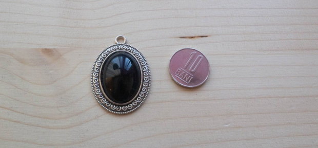 Pandantiv vintage cu cabochon Black Stone