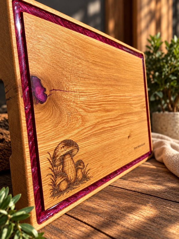 Tocător din lemn masiv de stejar cu rășină epoxidică handmade