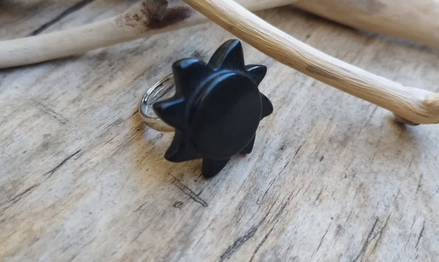 Inel floare obsidian / reglabil, argint rodiat