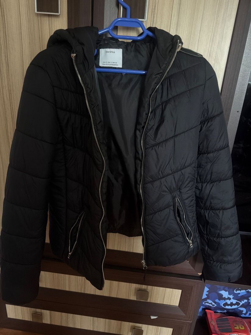 Geacă toamnă-iarnă Bershka
