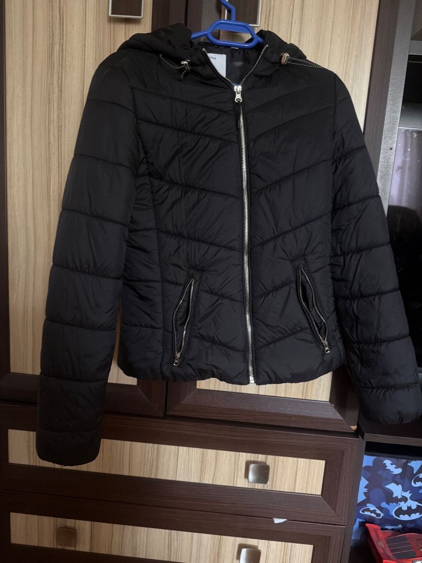 Geacă toamnă-iarnă Bershka