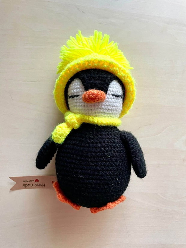 Amigurumi, pinguin, jucarie crosetata