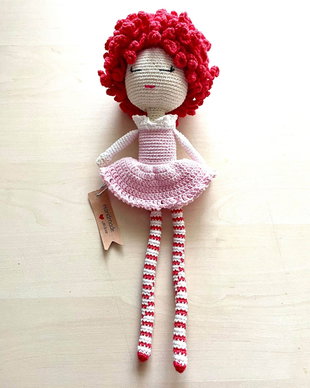 Amigurumi, balerina cu par rosu, jucarie crosetata
