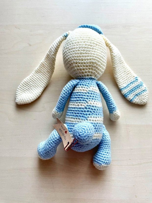 Amigurumi, catel cu urechi lungi, jucarie crosetata