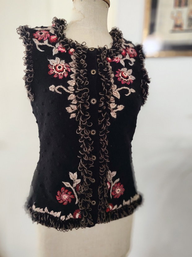 Vestă handmade tricotata