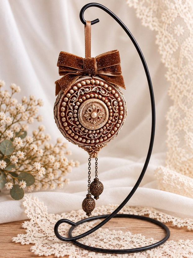 Ornament-ceas vintage - decor de Crăciun, lucrat manual, două fețe