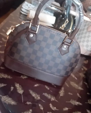 Geanta Louis Vuitton