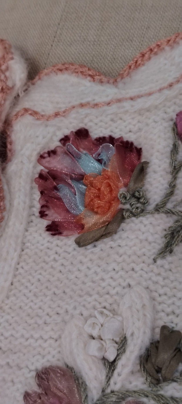 Jacheta,cardigan cu broderie organza