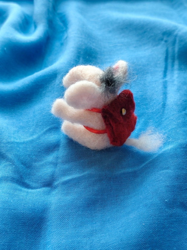 Decor/ornament ' Elefant cu rucsac'