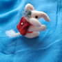 Decor/ornament ' Elefant cu rucsac'