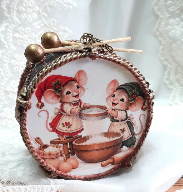 Decoratiune toba pentru bradul de Craciun - Povesti cu soricei