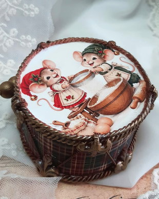 Decoratiune toba pentru bradul de Craciun - Povesti cu soricei