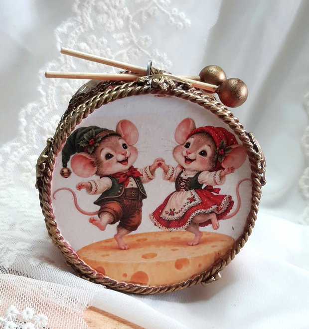 Decoratiune toba pentru bradul de Craciun - Povesti cu soricei