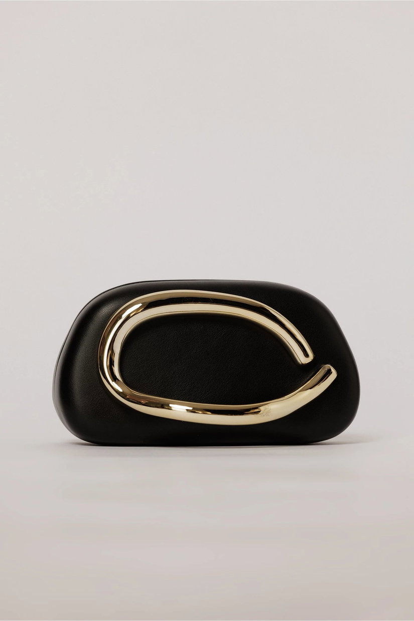 Clutch negru cu finisaj mat si maner metalic auriu