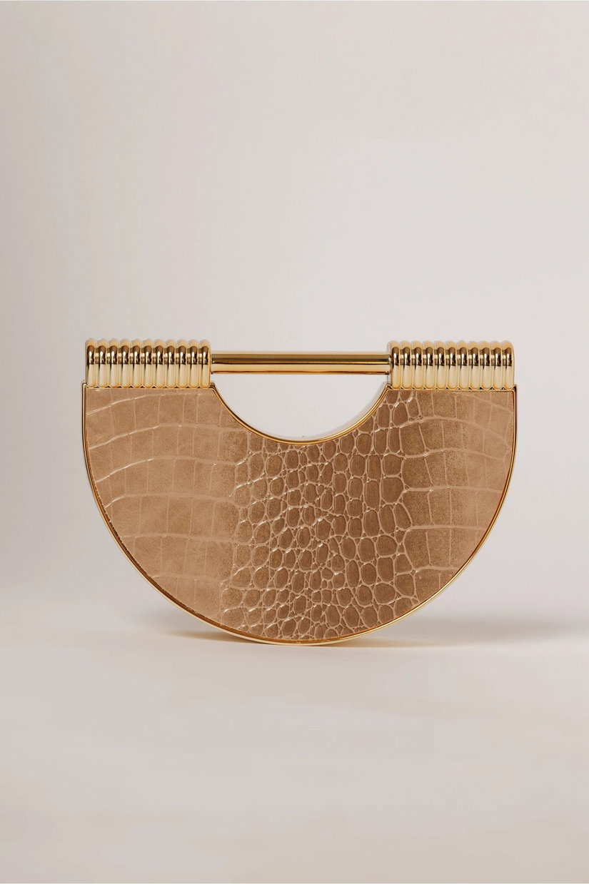 Clutch bej cu design deosebit si aspect de piele de crocodil