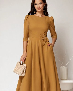 ROCHIE CAMEL CU FLOARE TALIE