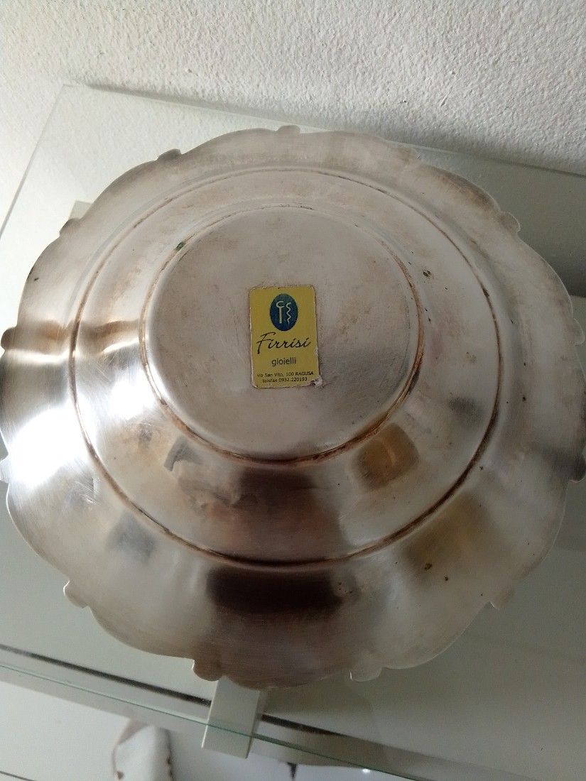 Vas de argint,800,lucrat manual,diametrul 20 cm,194 g