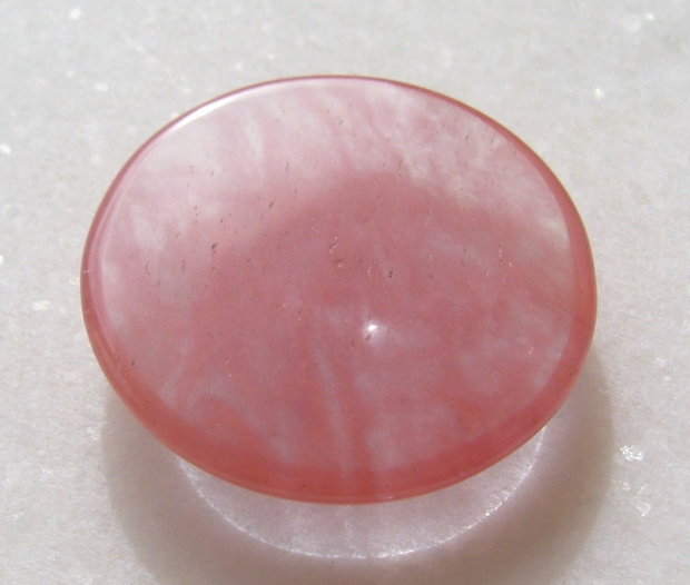 Cherry cuart cabochon  aprox 30x6.5 mm