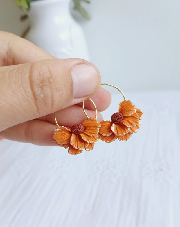Cercei Autumn Flowers