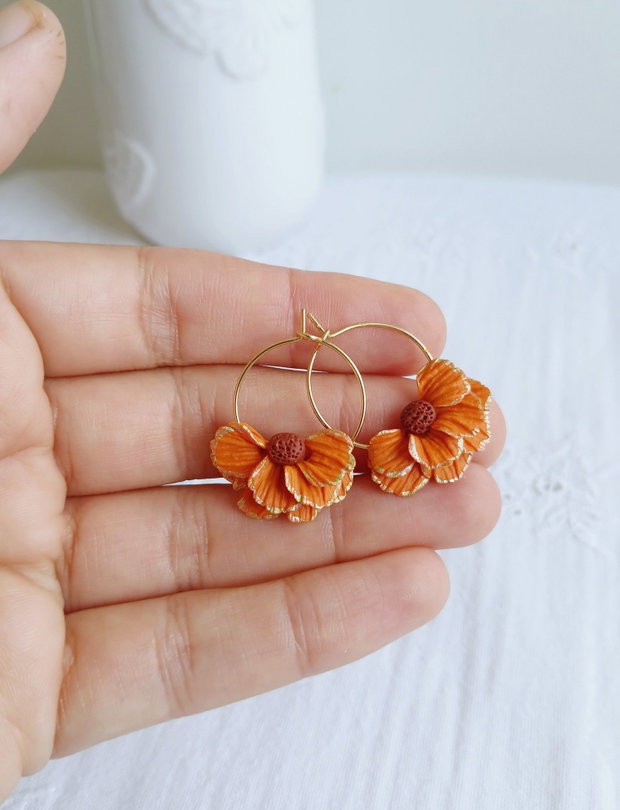 Cercei Autumn Flowers