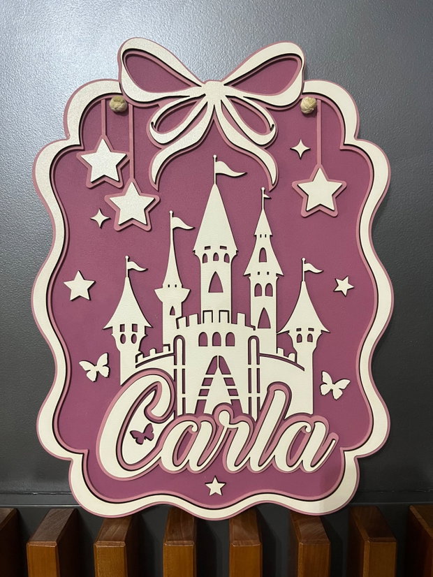 Decoratiune personalizata cu nume pentru camera de fetita, cu castel de poveste si fundita cocheta