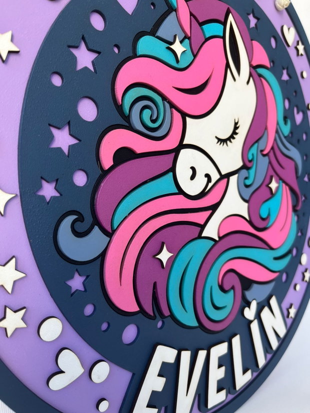 Decoratiune unicorn personalizata cu nume pentru camera copilului