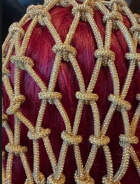 Cordeluta aurie cu plasa din strasuri, accesoriu par festival statement, tiara glam cu cristale fluide