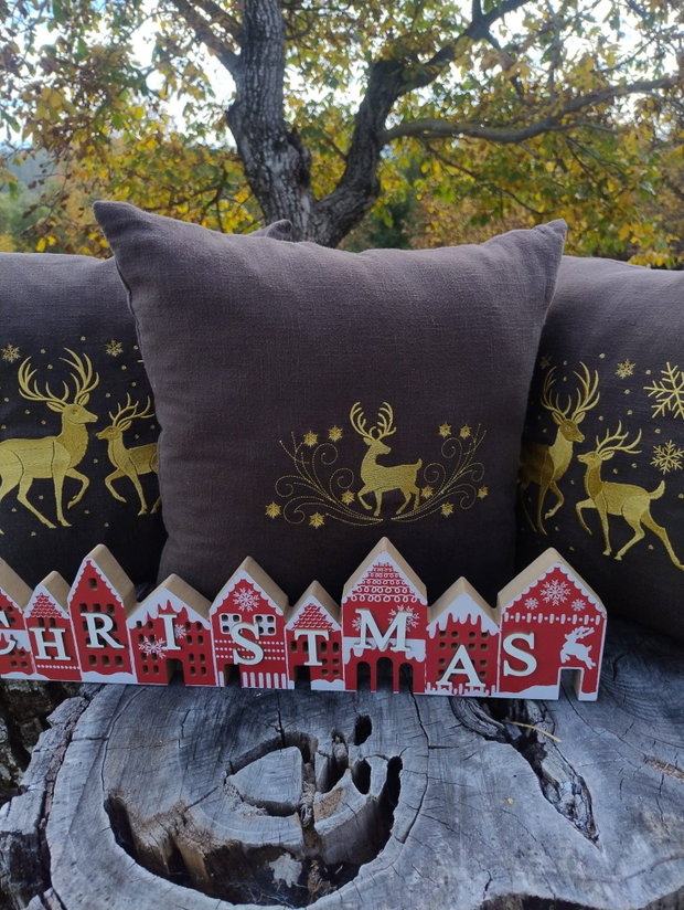 Pernă decorativă premium Cerbul Carpatin AYA HOME