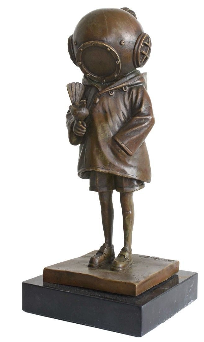 Fetita scafandru-statueta din bronz cu soclu marmura