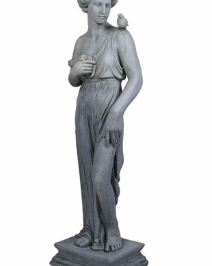 Statueta de gradina din rasini cu o femeie