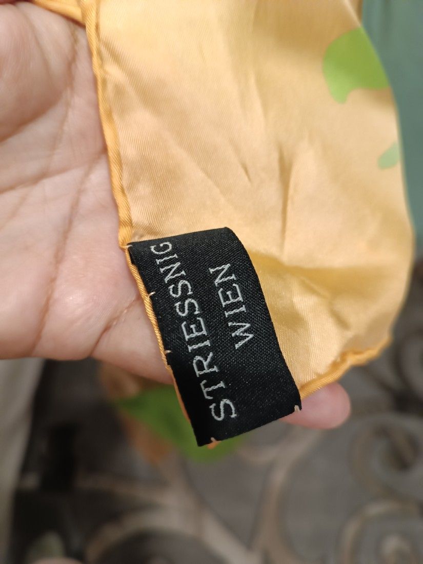 Eșarfa Striessnig Viena din mătase naturala