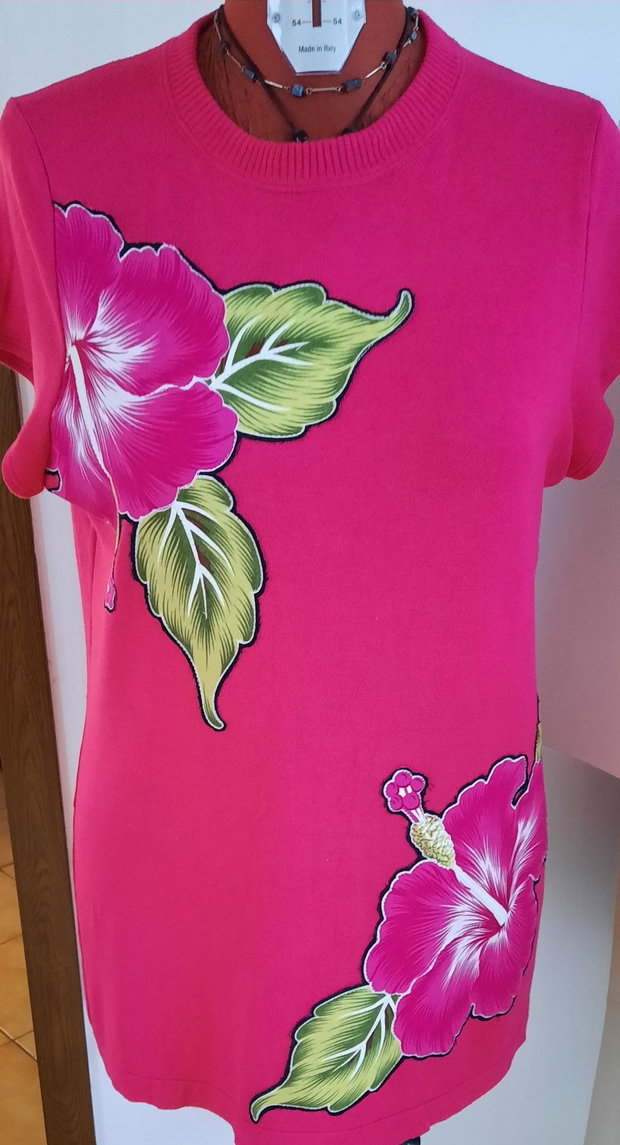 Pulover-rochie cu aplicatii
