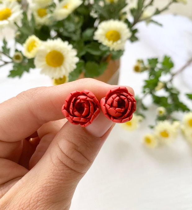 Cercei Autumn Flowers