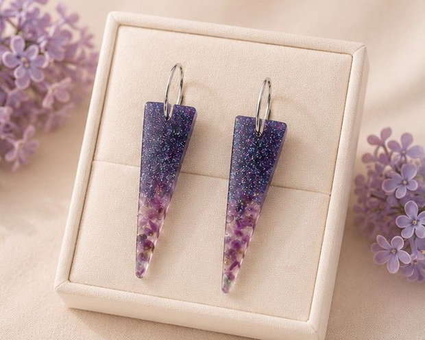 Cercei de ocazie violet cu pietricele