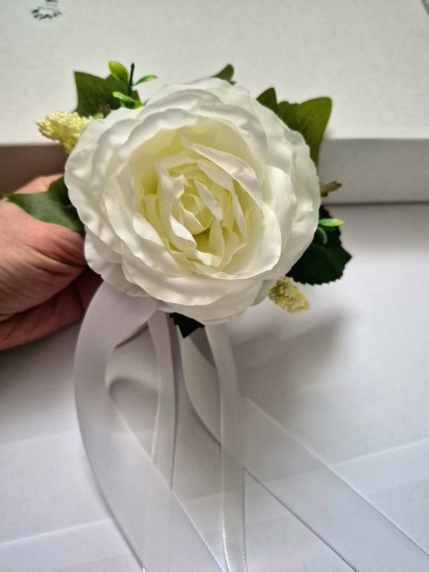 Aranjament floral , oglinzi mașini , Alb - Verde , Trandafiri artificiali real touch , 22 - 20 cm
