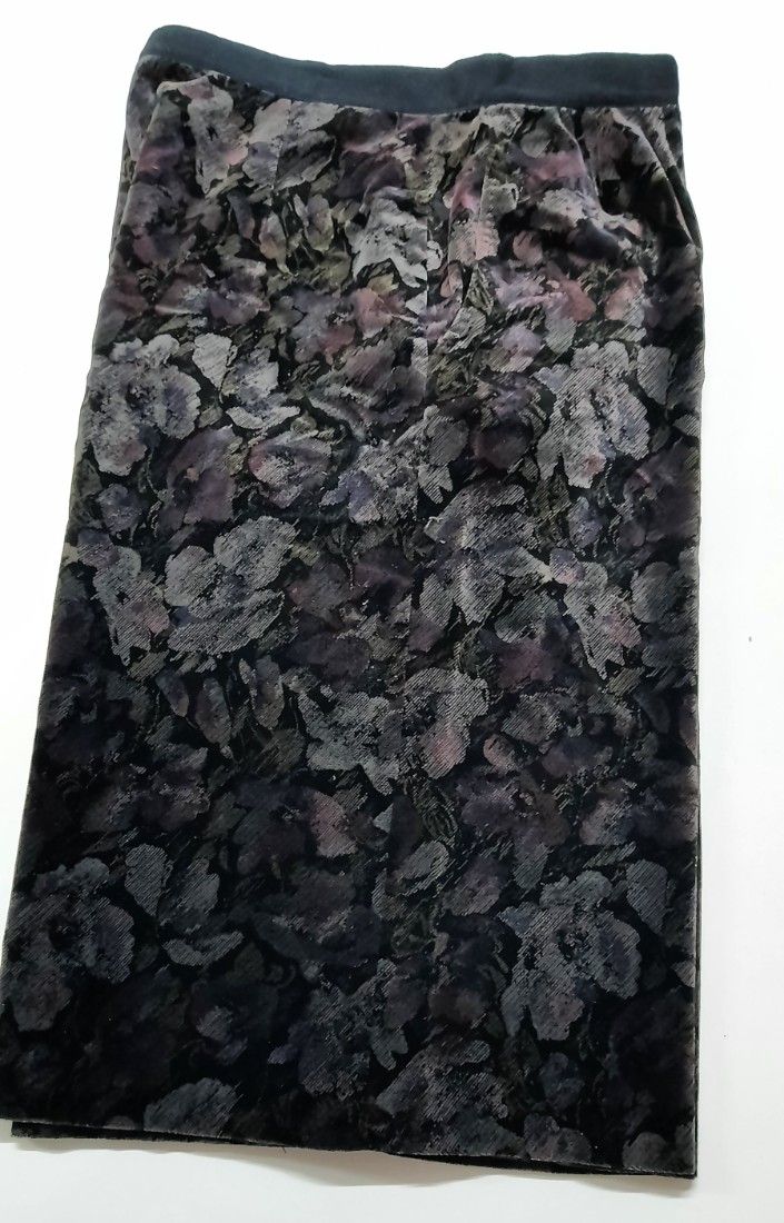 Pantalon bermuda din catifea