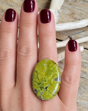 Inel opal verde, reglabil, argint rodiat REZERVAT