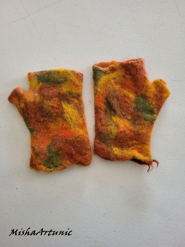 Manusi impaslite, fara degete