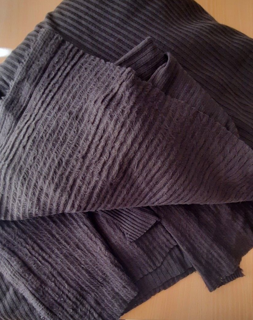 Metraj tricot maro