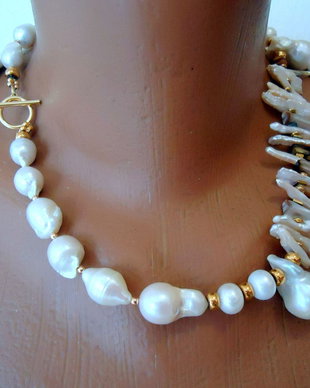 Colier perle baroque combinate cu biwa