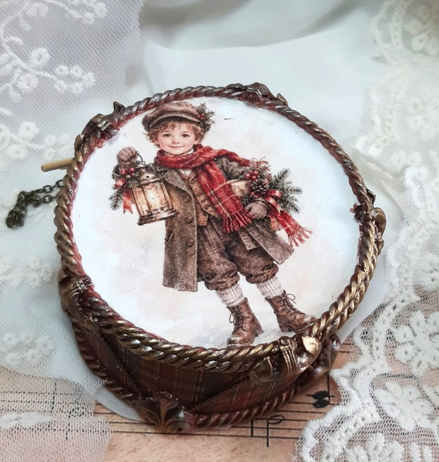 Decoratiune toba pentru bradul de Craciun - Craciunul de altadata