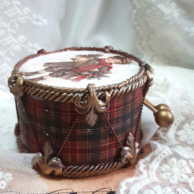 Decoratiune toba pentru bradul de Craciun - Craciunul de altadata
