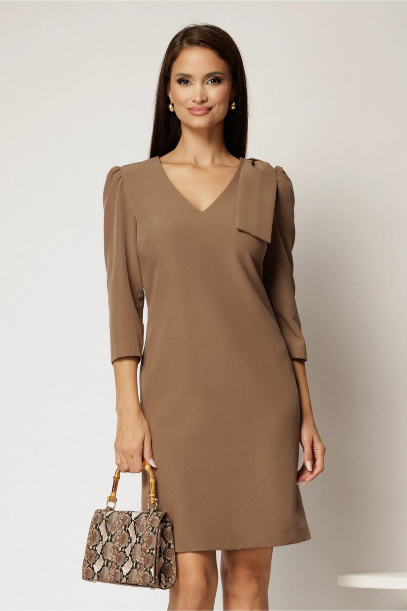 Rochie DY Fashion bej cu decolteu V si funda pe umar