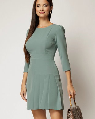 Rochie scurta bleu cu pliuri pe fusta si maneci trei sferturi