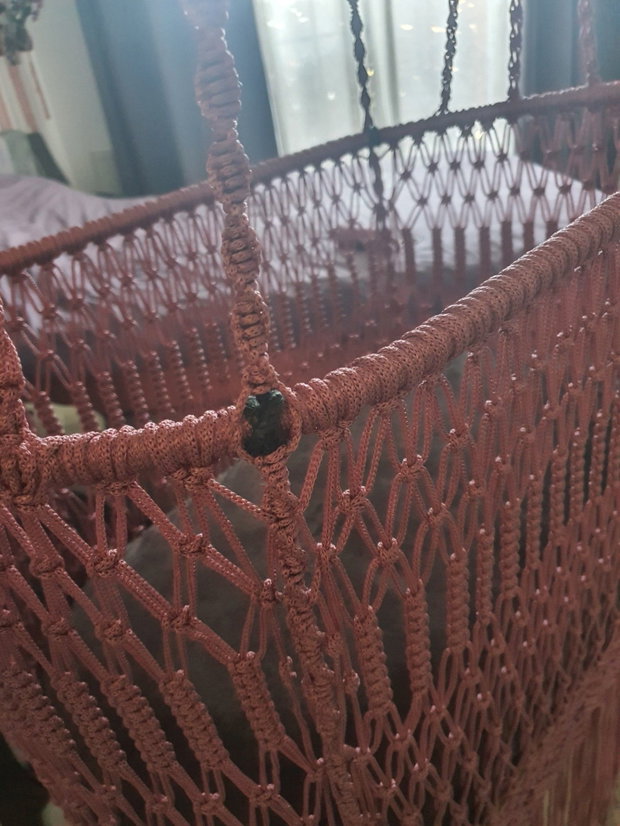 Pătuț suspendat pentru bebeluși Handmade întărit cu funie de iuta.