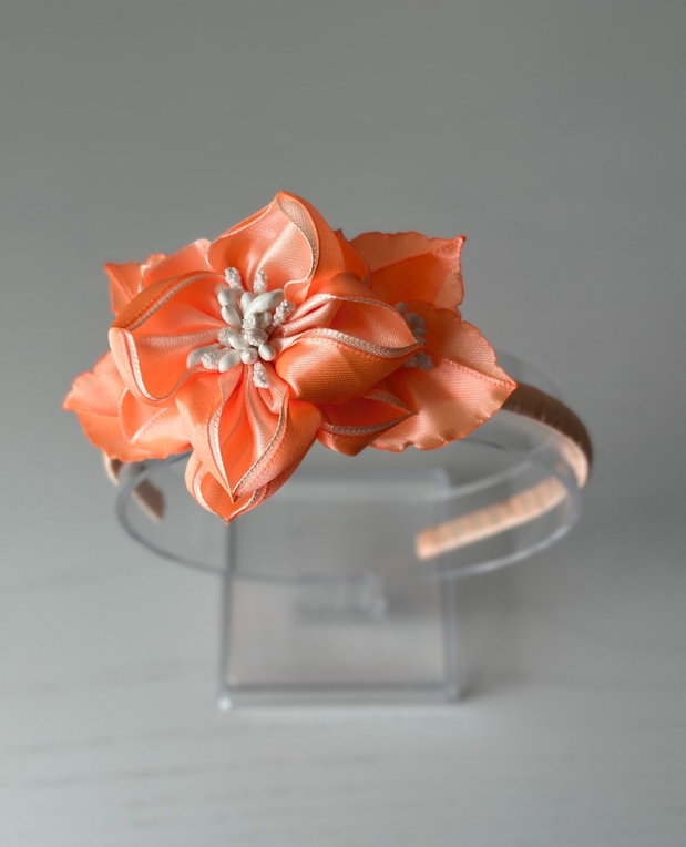 Bentiță handmade cu flori din satin, portocaliu si caisa