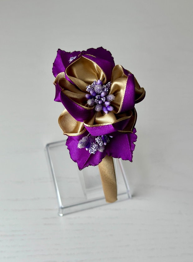 Bentiță handmade cu flori din satin, mov si bej