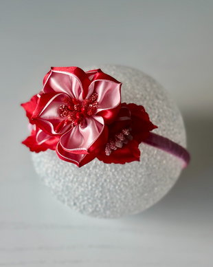 Bentiță handmade cu flori din satin, rosu si roz