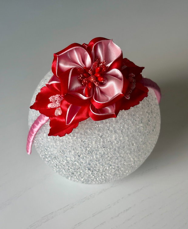 Bentiță handmade cu flori din satin, rosu si roz